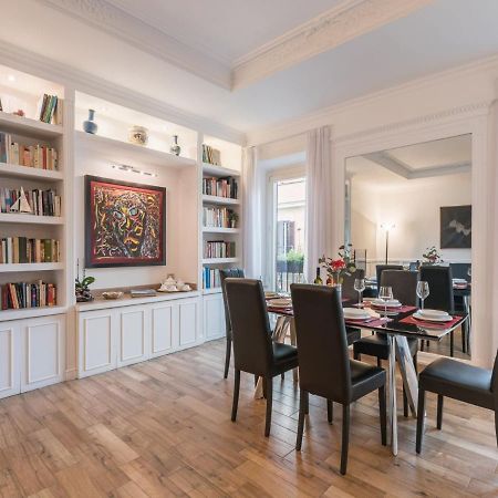 The Best Rent - Elegant Three-Bedroom Apartment A Few Steps From Fontana Di Trevi エクステリア 写真