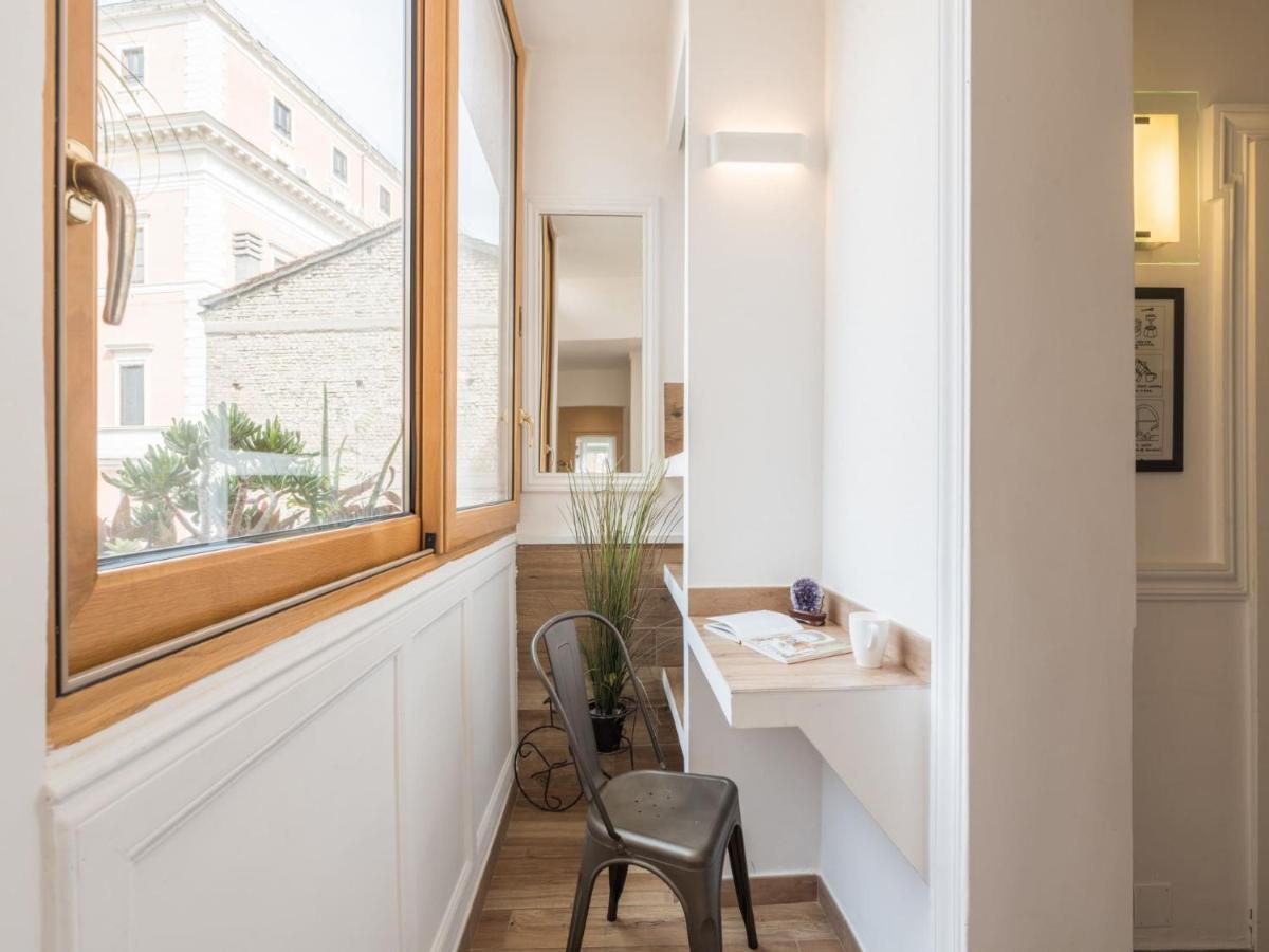 The Best Rent - Elegant Three-Bedroom Apartment A Few Steps From Fontana Di Trevi エクステリア 写真