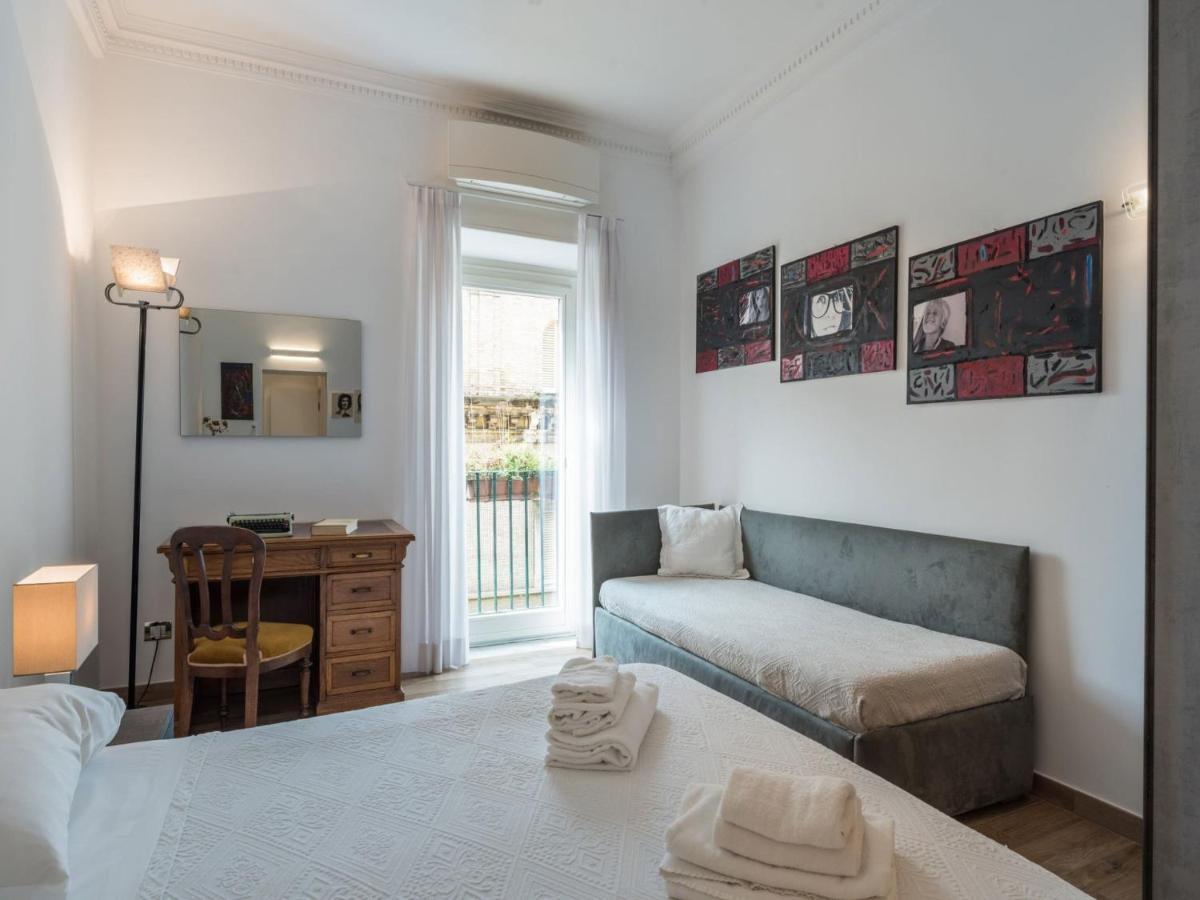 The Best Rent - Elegant Three-Bedroom Apartment A Few Steps From Fontana Di Trevi エクステリア 写真